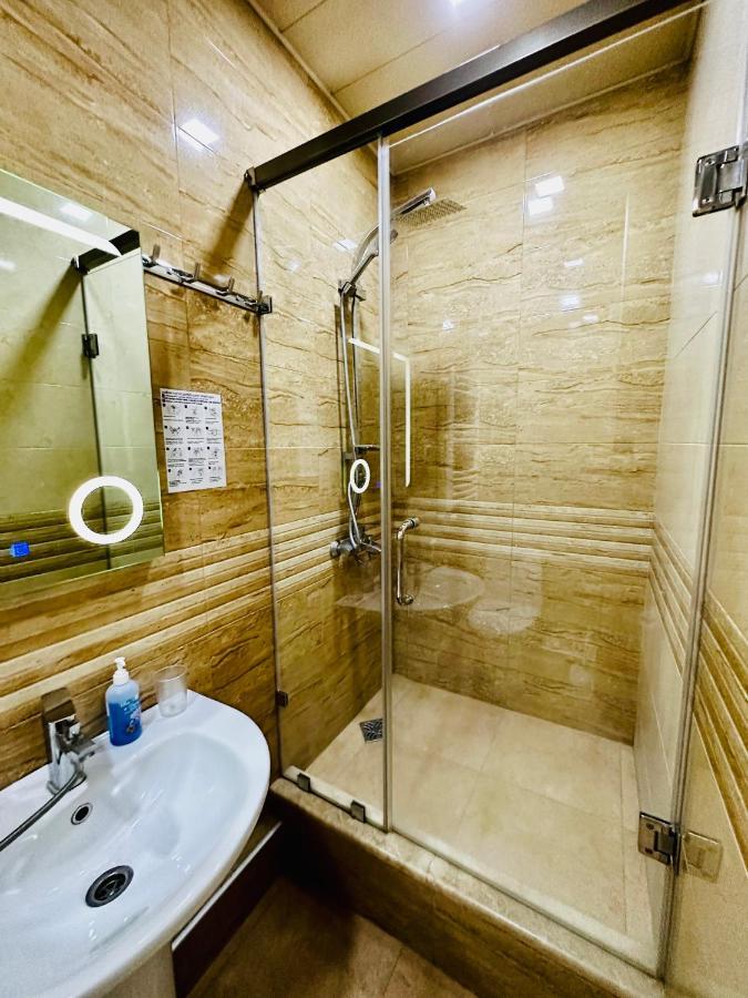 Liel Hotel Tbilisi Buitenkant foto