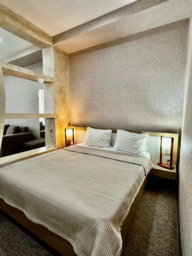 Liel Hotel Tbilisi Buitenkant foto